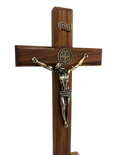 Crucifixo de Madeira São Bento - 19cm Ref:134
