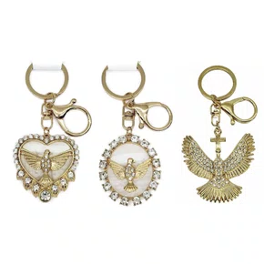 Chaveiro com Strass Divino Espírito Santo Sortidos - 12 Unidades