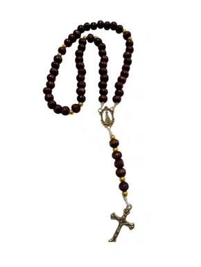 Terço feito no Cordão - Aparecida Madeira